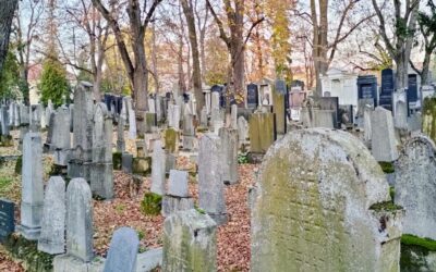 Proč na Židovském hřbitově svíčky nesvítí?